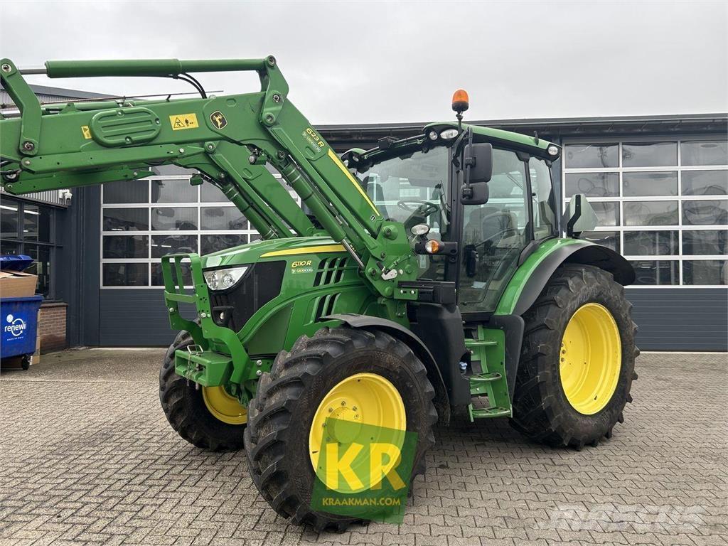 John Deere 6110R Traktoren