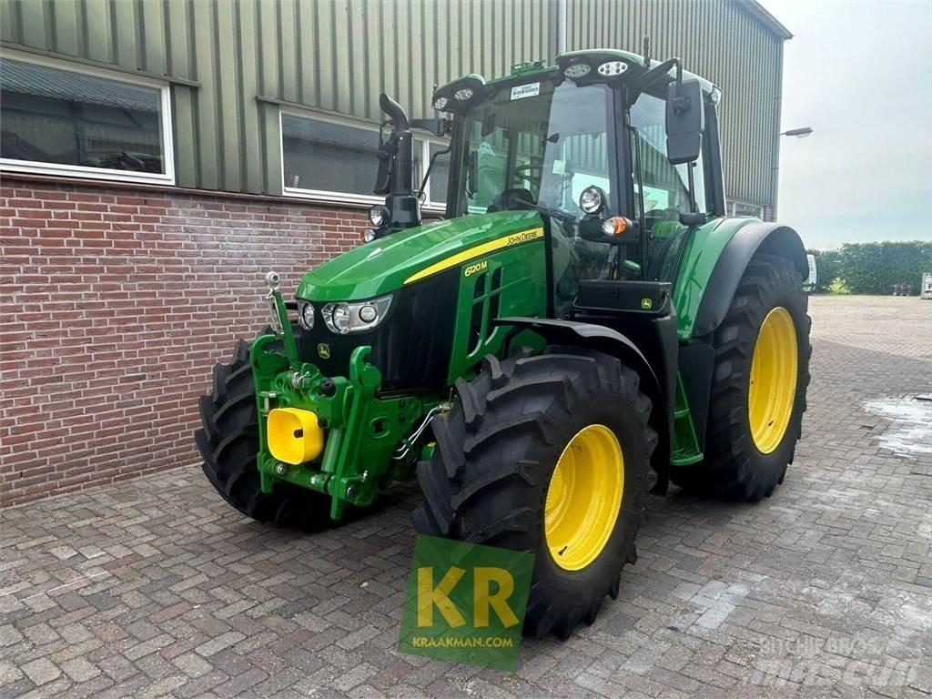 John Deere 6120M Traktoren