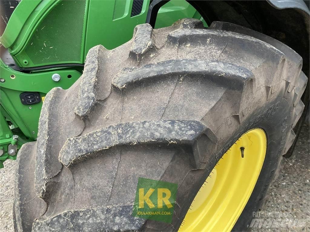 John Deere 6130R Traktoren