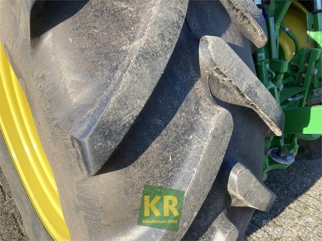 John Deere 6130R Traktoren