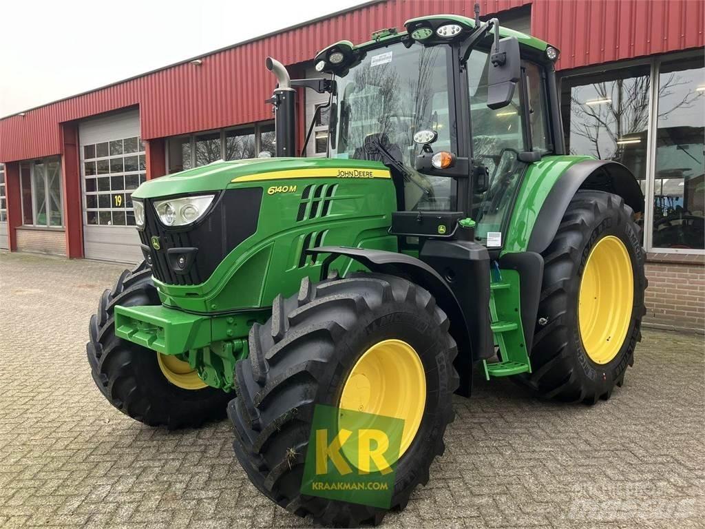 John Deere 6140M Traktoren