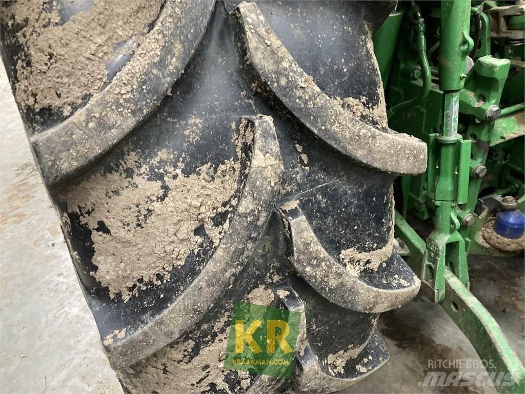John Deere 6155R Traktoren