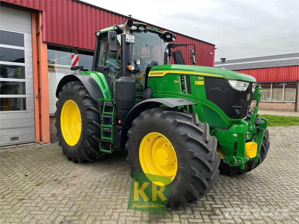 John Deere 6M 250 Traktoren