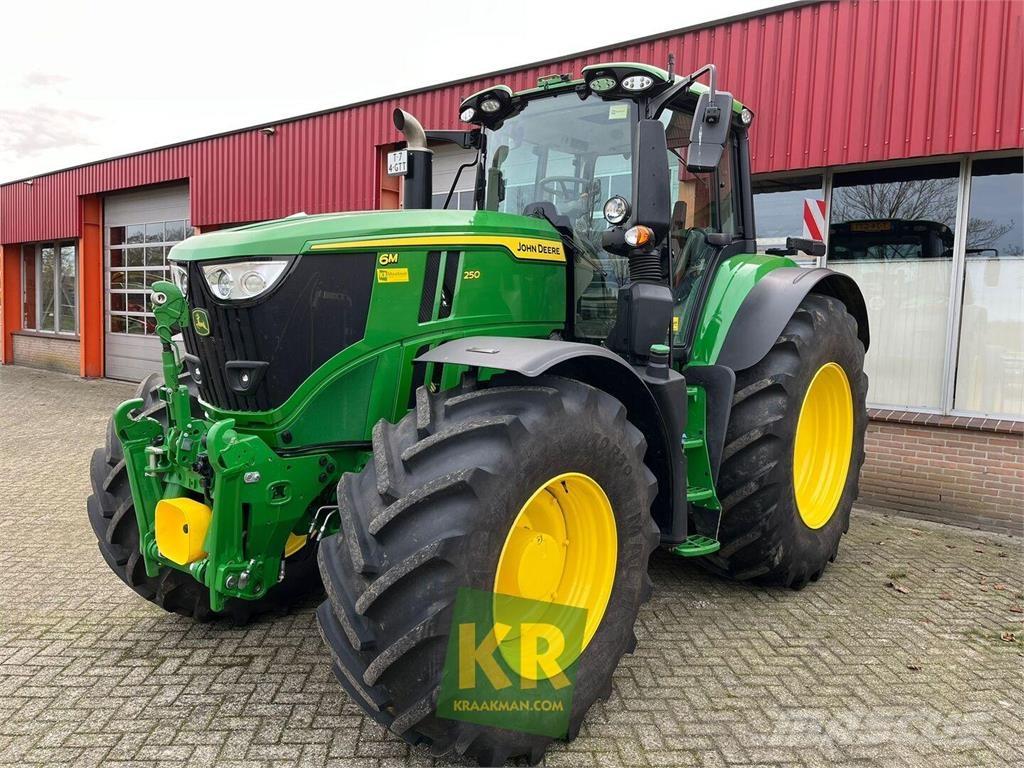 John Deere 6M 250 Traktoren