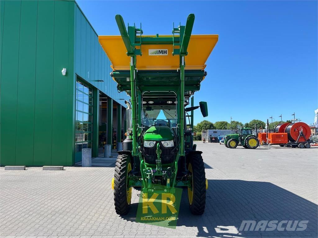 John Deere 6R 155 Traktoren