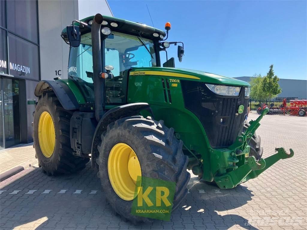 John Deere 7230R Traktoren