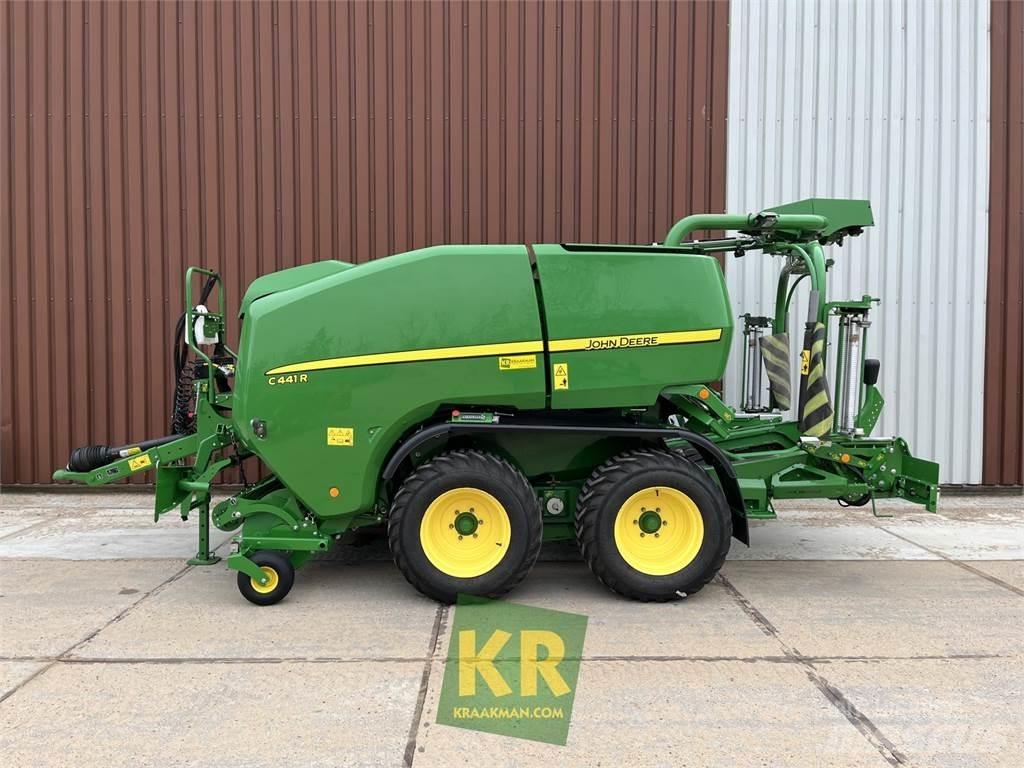 John Deere C441R Rundballenpressen