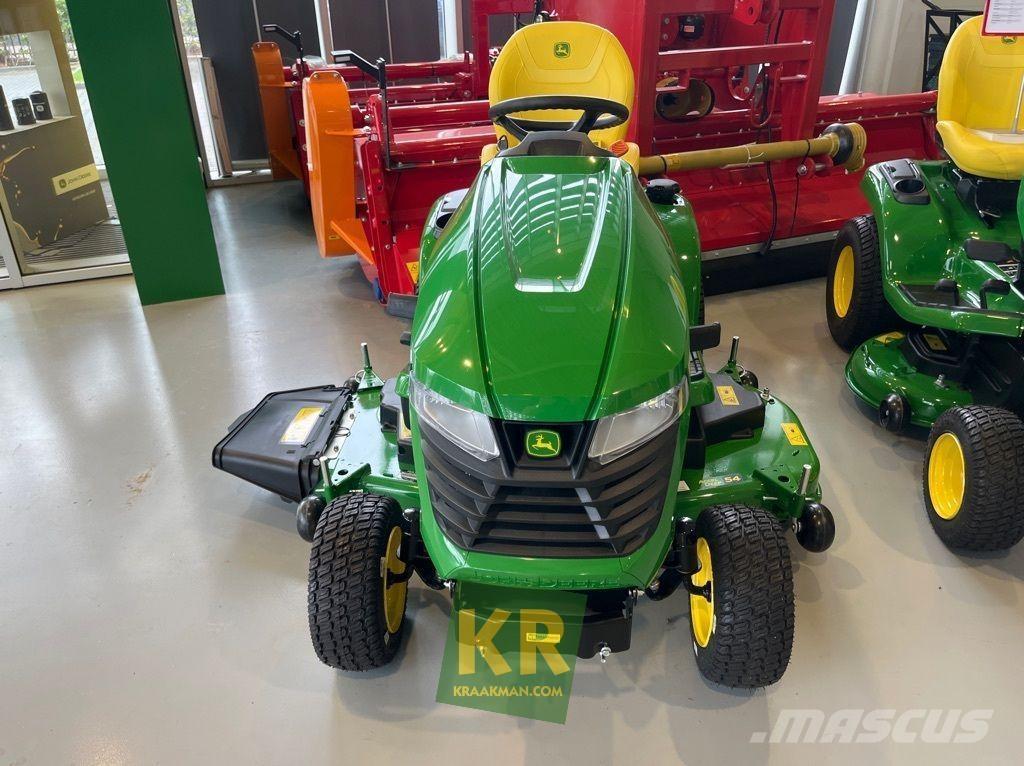 John Deere X380 Reitermäher