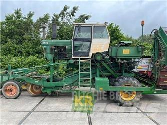 Krakei 6610 rooier Kartoffelvollernter