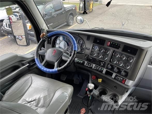 Kenworth T680 Sattelzugmaschinen