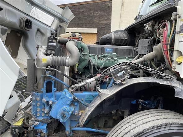 Volvo VNL64T630 Sattelzugmaschinen