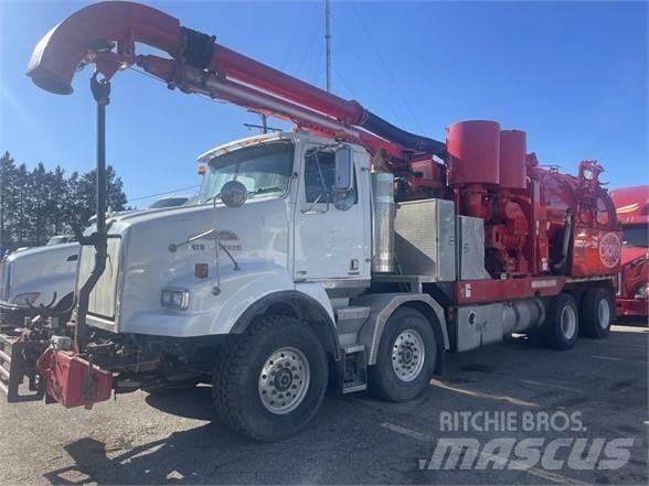Western Star 4800 Saug- und Druckwagen