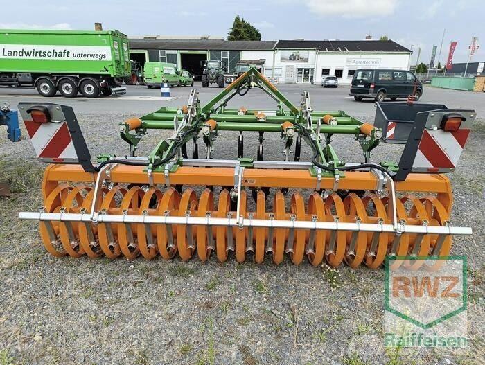 Amazone Cenio 3000 Grubber