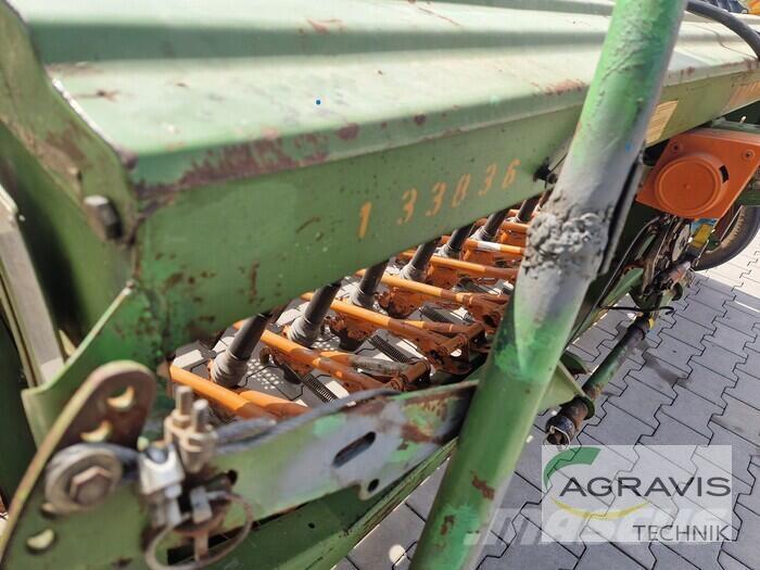 Amazone D8-30 SPECIAL Drillmaschinen