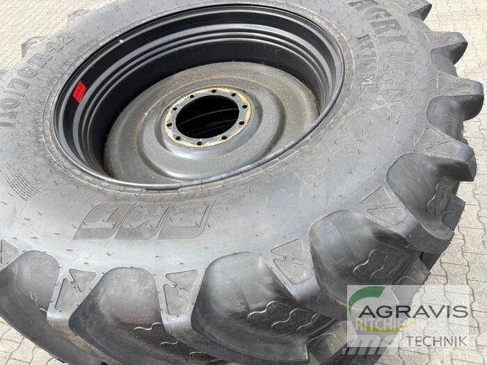 BKT KR710/70R42 Reifen