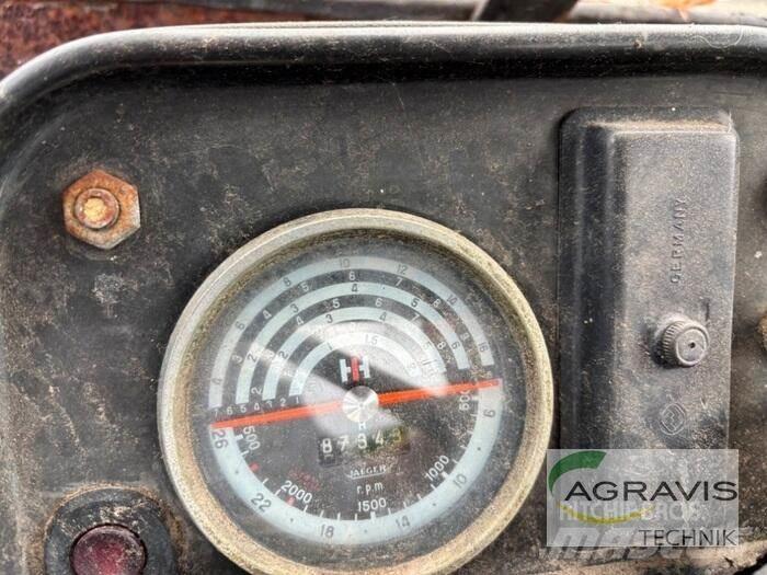 Case IH 844 S Traktoren