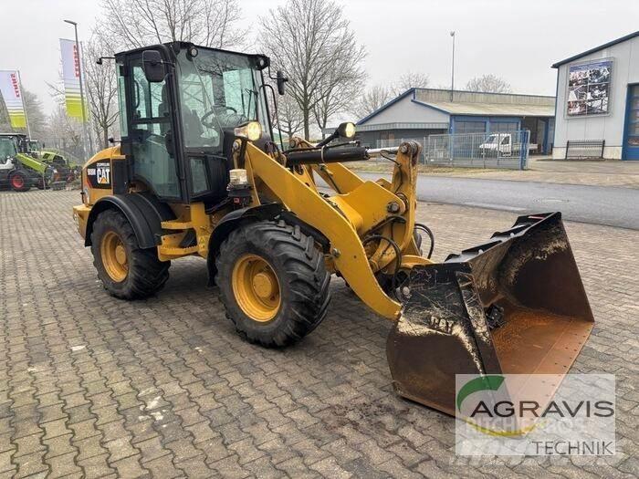 CAT 908 Radlader
