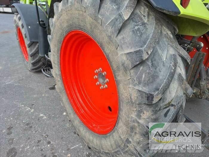 CLAAS ARION 420 Traktoren