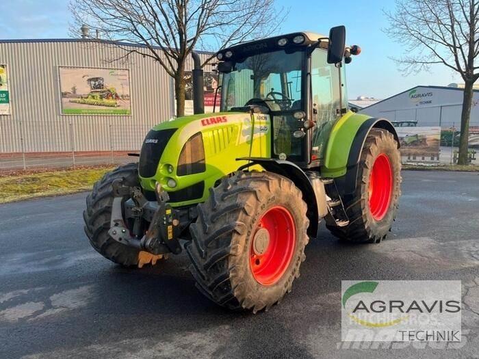 CLAAS ARION 640 CEBIS Traktoren