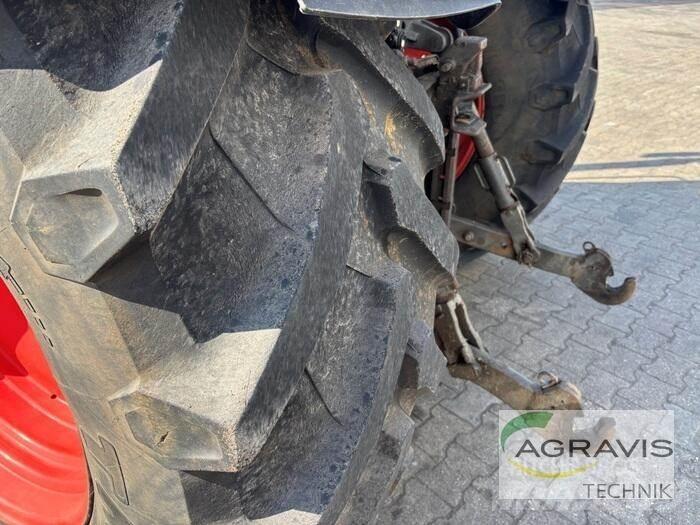 CLAAS ARION 640 CEBIS Traktoren
