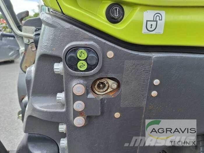 CLAAS AXION 800 CIS+ Traktoren