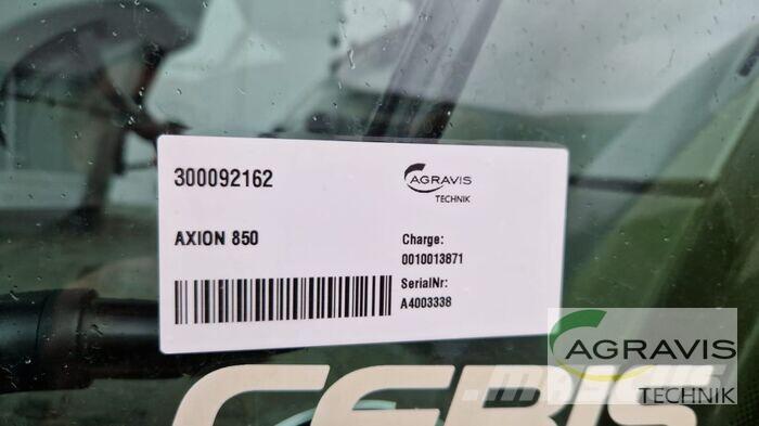 CLAAS AXION 850 Traktoren