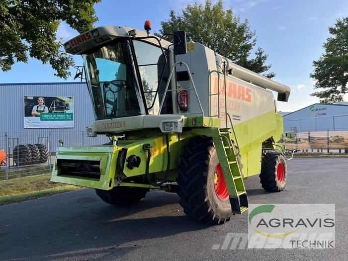 CLAAS LEXION 450 Mähdrescher