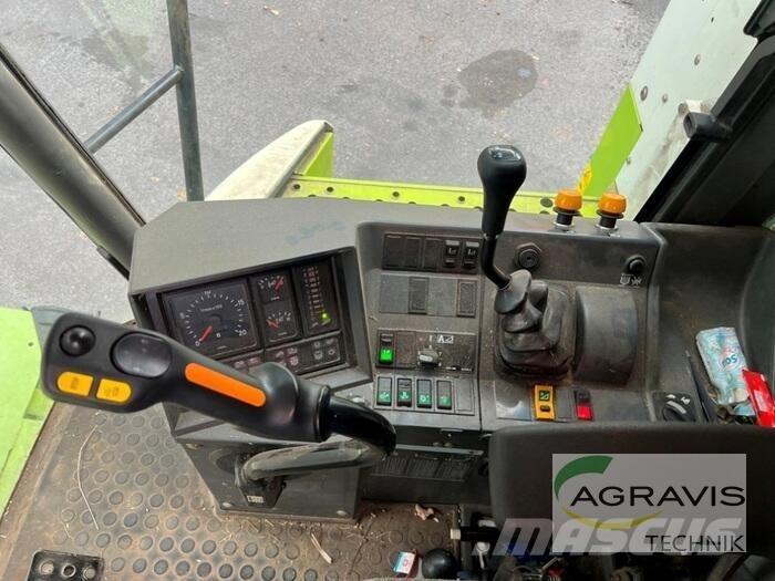 CLAAS MEDION 310 Mähdrescher