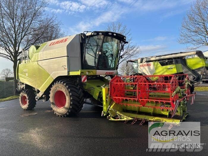 CLAAS TUCANO 420 Mähdrescher