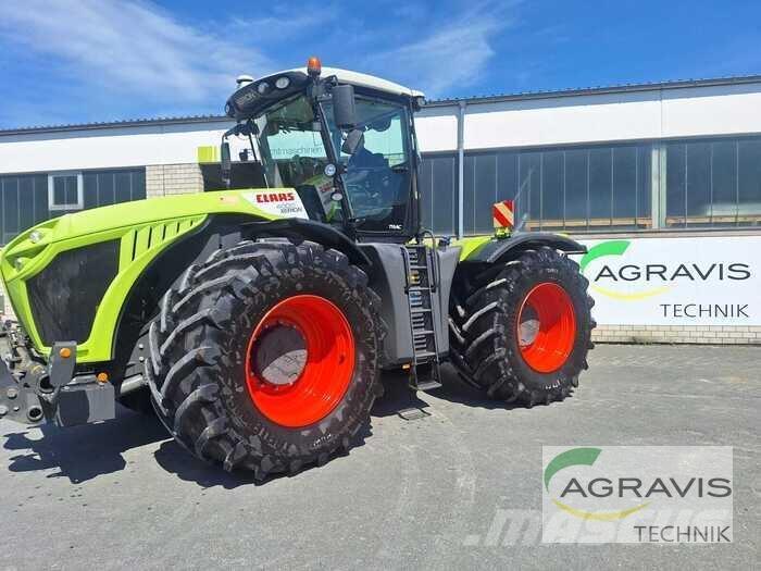 CLAAS XERION 4000 TRAC Traktoren