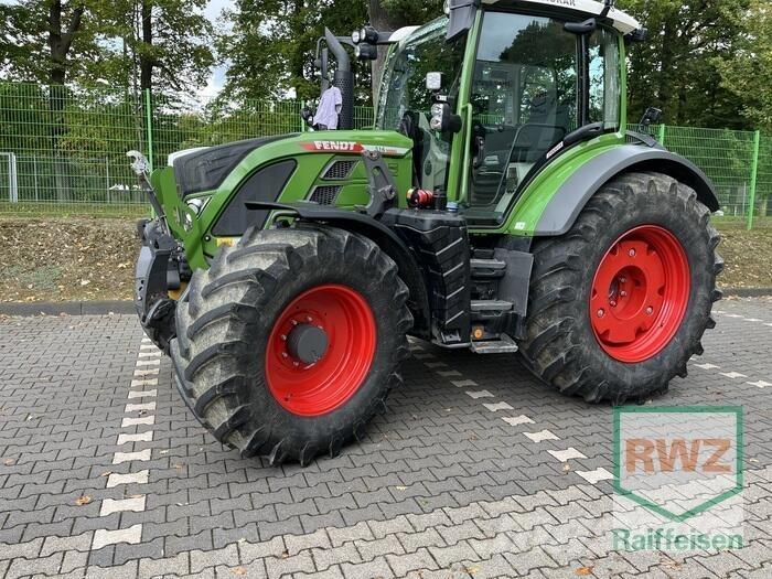 Fendt 516 Vario Traktoren