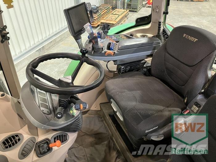 Fendt 700 Vario S4 Traktoren