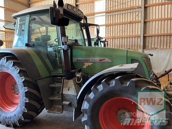 Fendt 714 Traktoren