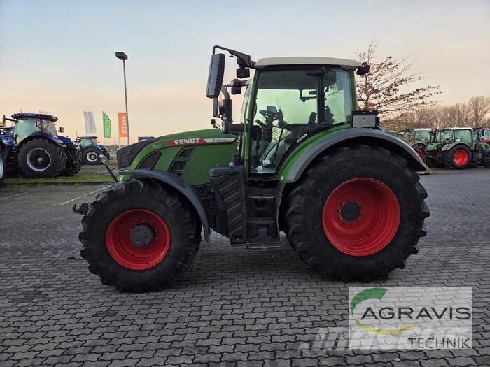 Fendt 718 VARIO GEN-6 Traktoren