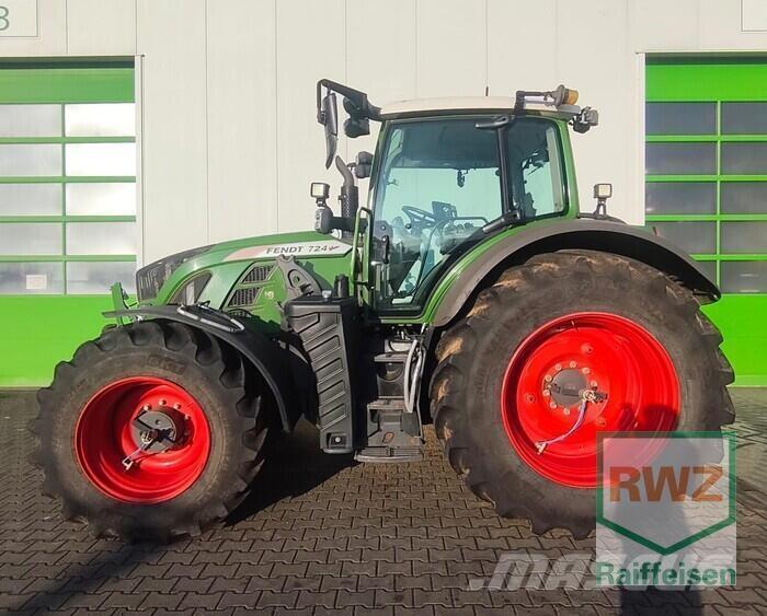 Fendt 724 Vario Traktoren
