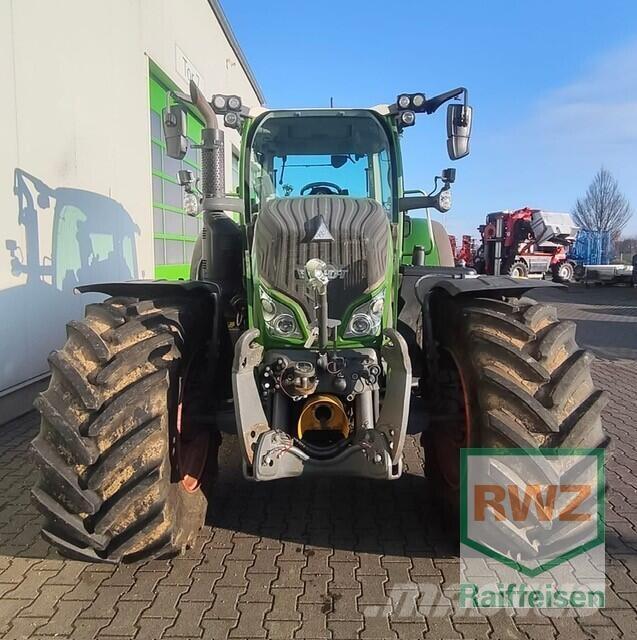 Fendt 724 Vario Traktoren