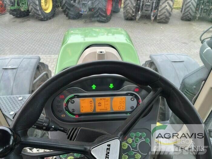 Fendt 724 VARIO S4 Traktoren