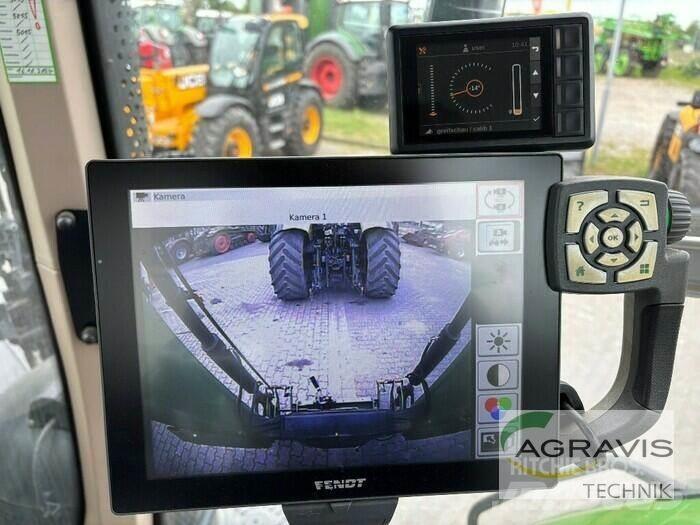 Fendt 824 VARIO S4 Traktoren