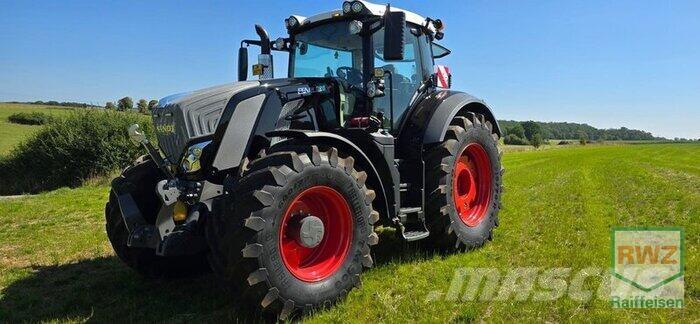 Fendt 828 S4 Vario Traktoren