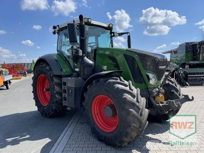 Fendt 828 Vario S4 Traktoren