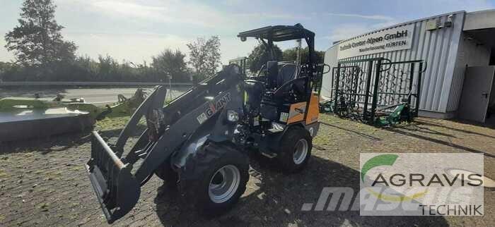 GiANT G2300 HD Radlader