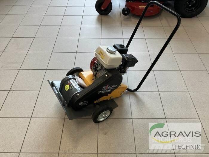 GiANT GP1345G Sonstige Baumaschinen