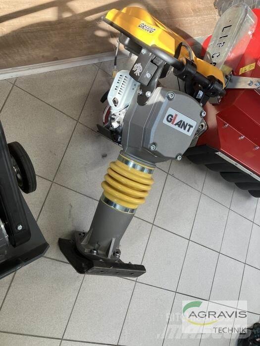 GiANT GR580G Sonstige Baumaschinen