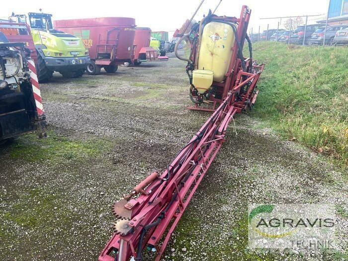 Hardi MEGA 1000 LTR. Anhängespritzen