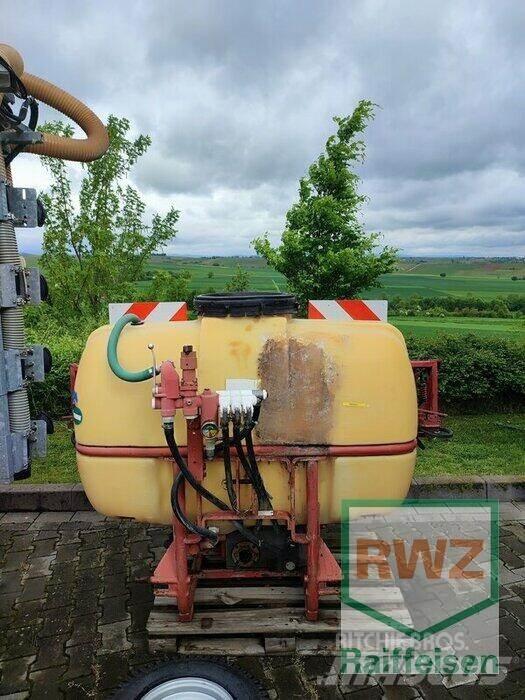 Holder 600Liter Anhängespritzen