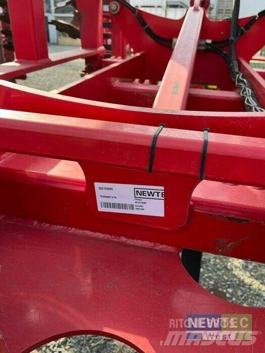 Horsch TERRANO 5 FX Grubber