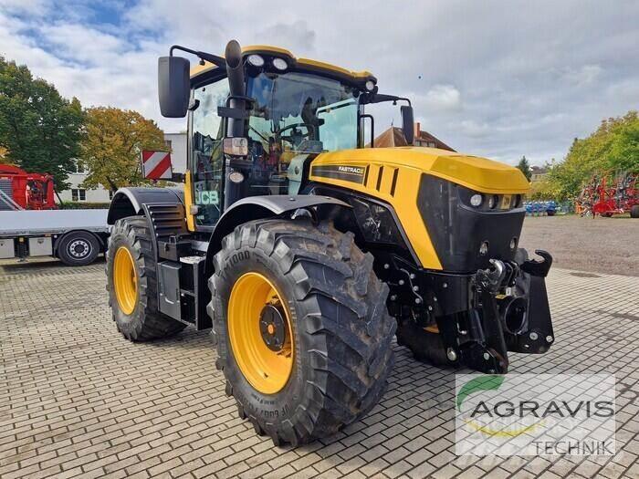 JCB FASTRAC 4220 Traktoren