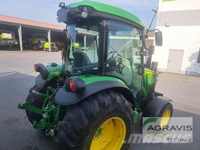 John Deere 4066 R Traktoren