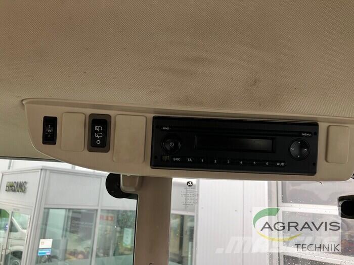 John Deere 6120 M Traktoren