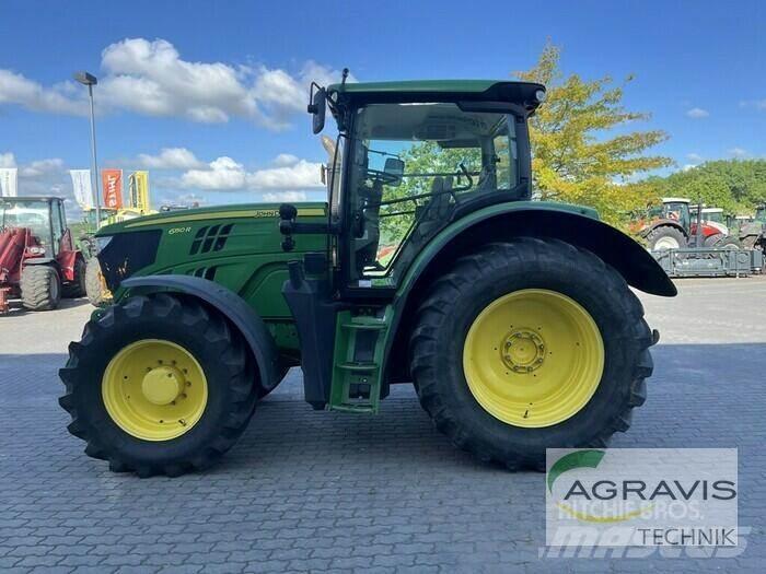 John Deere 6150 R Traktoren